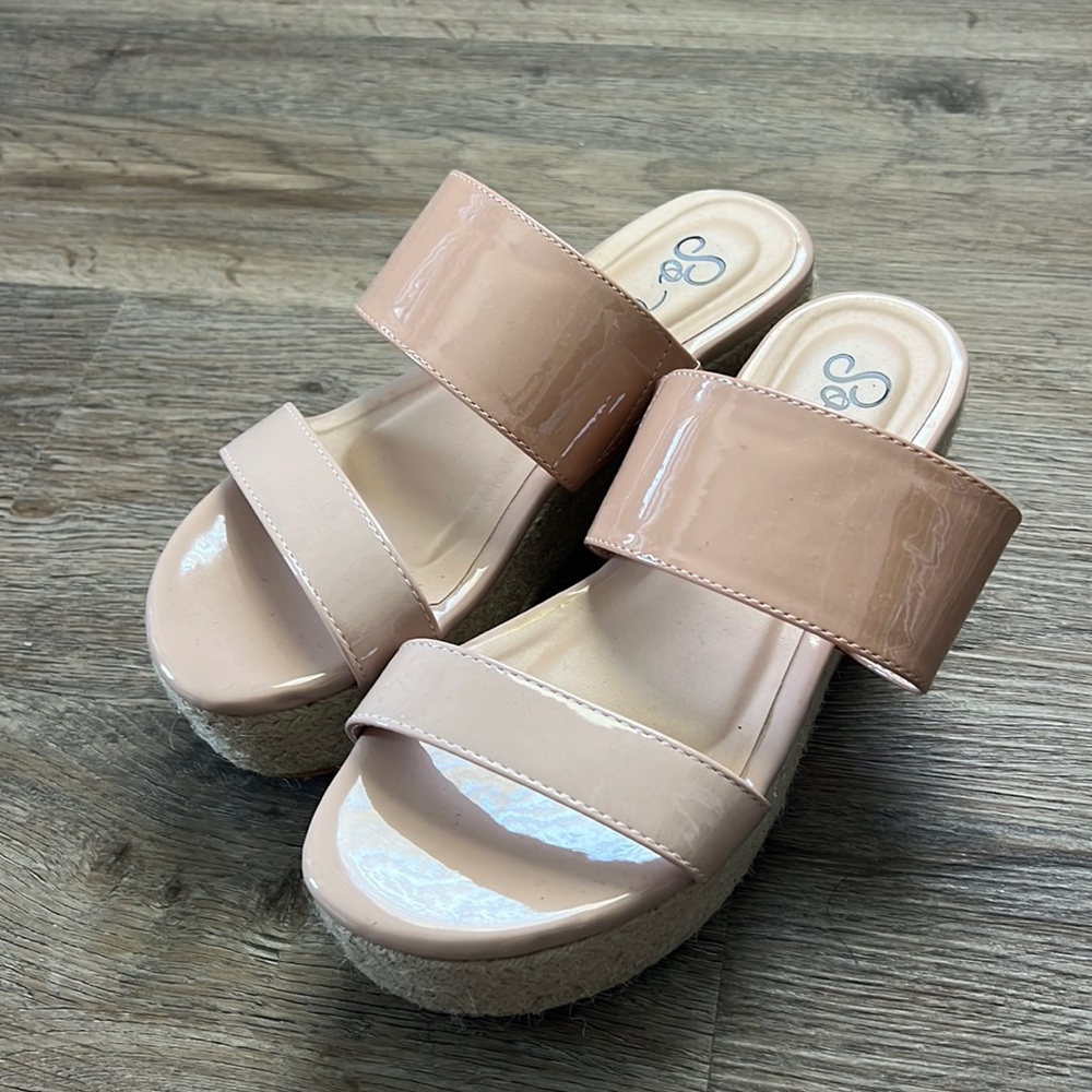 Espadrille platform sandals